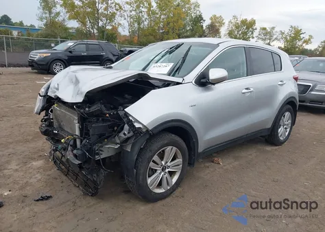 2017 Kia Sportage Lx z USA, uszkodzony, nr VIN KNDPMCAC6H7144958